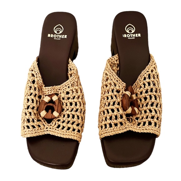 Brother Vellies Aquarius Clogs in Raffia - Picture 2 of 9